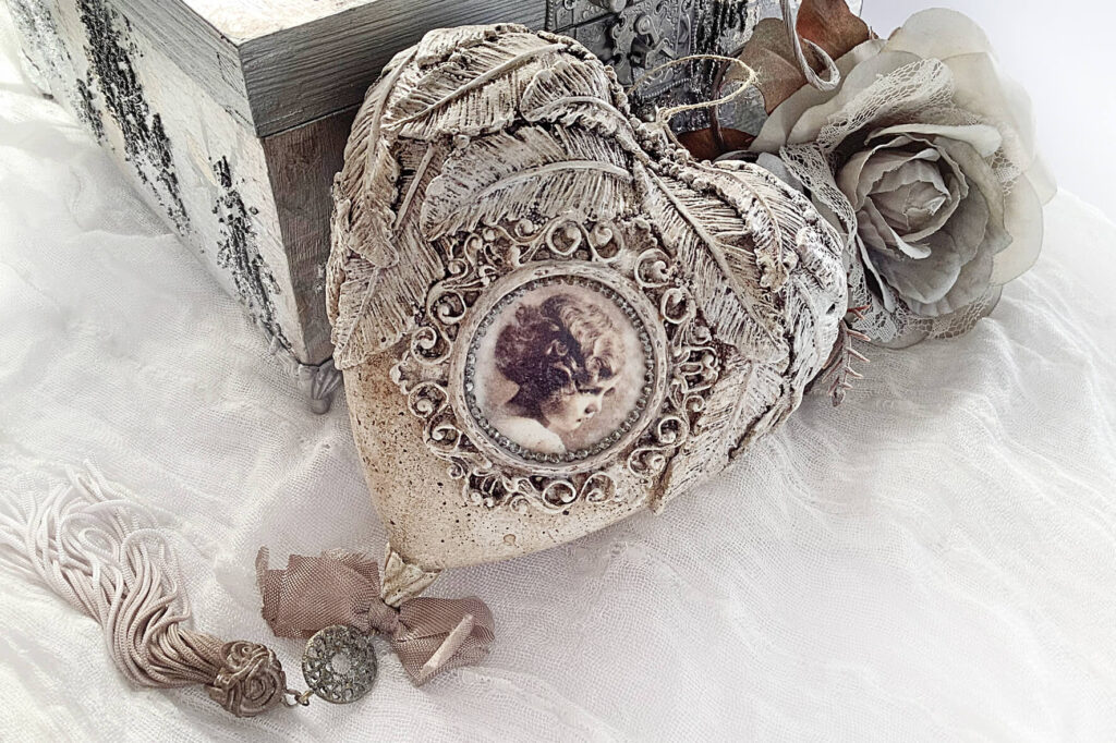 SmallCraftPL_medalion_serce_vintage_01